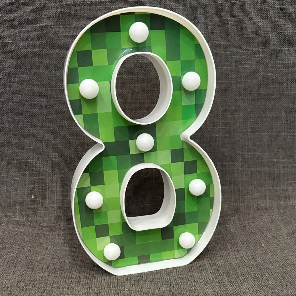 Minecraft Illuminated Green Number 8 Marquee Light Birthday